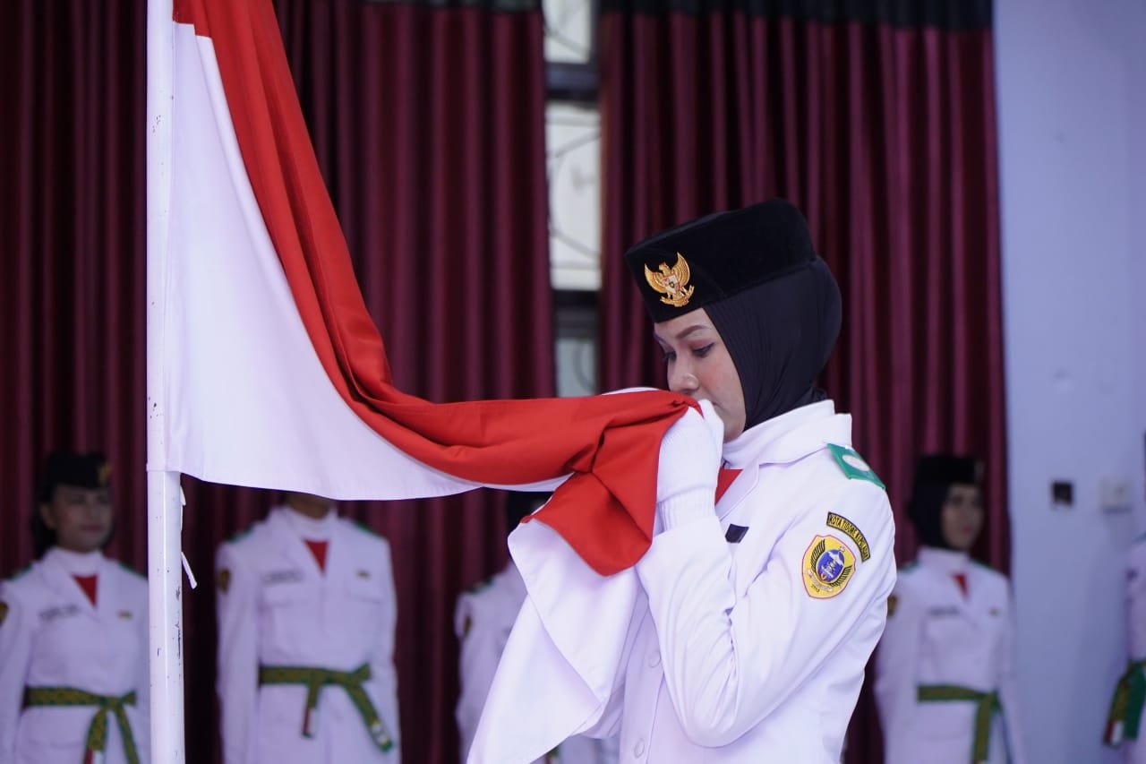 Muhammad Sinen Kukuhkan 36 Calon Paskibraka Kota Tidore Kepulauan Tahun 2025