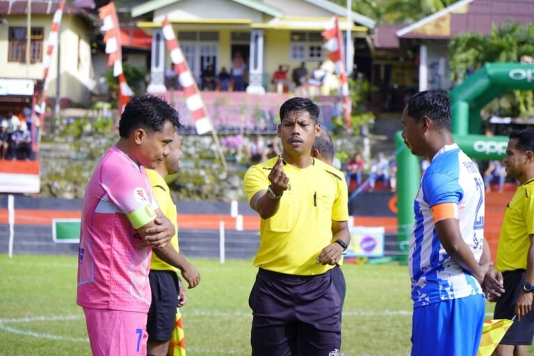 Wali Kota Tidore Buka Sepak Bola Gawang Sedang Rurusaya Open Turnamen ke XIII Tahun 2025