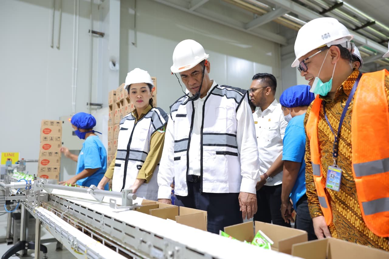 Mentan Andi Amran Puji Gubernur Sherly, Sukses Dorong Hilirisasi Kelapa Maluku Utara