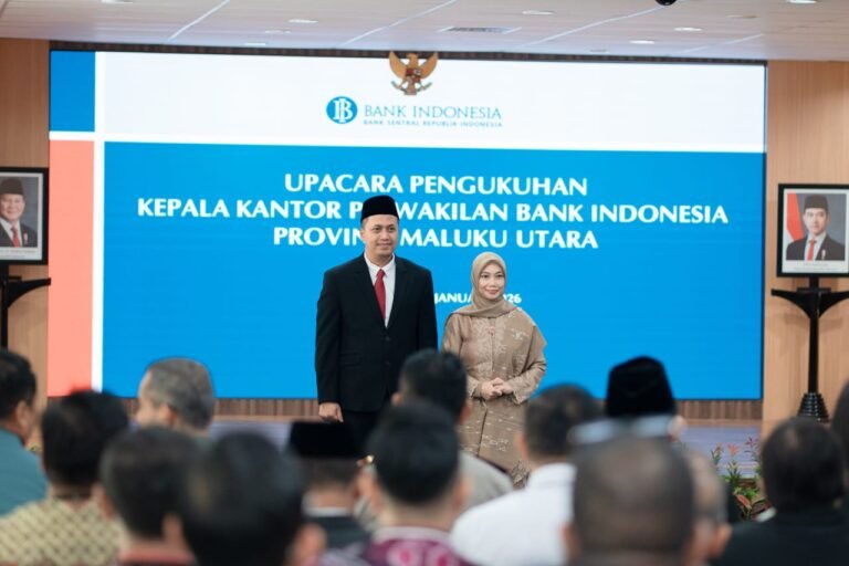 Sofyan Saraha Hadiri Pengukuhan Kepala Kantor Perwakilan BI Malut