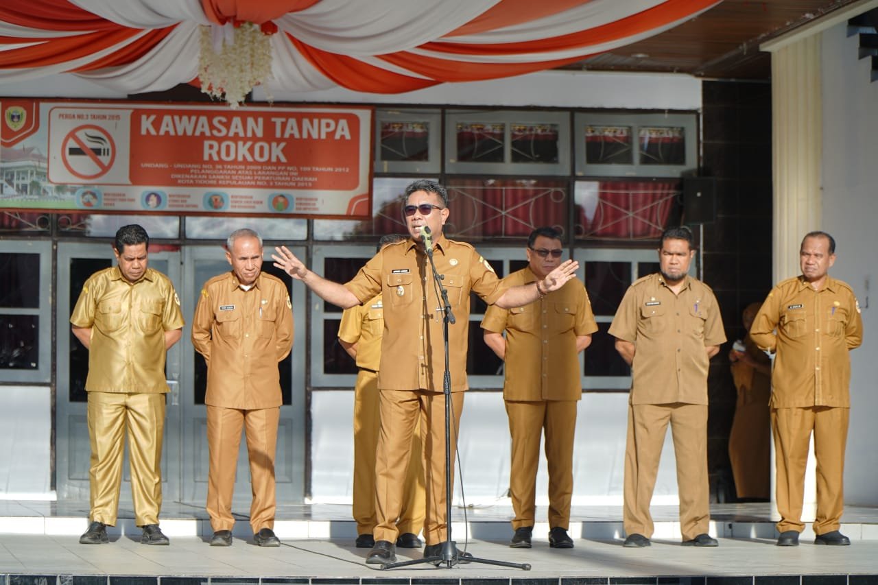 Wawali Ingatkan ASN Disiplin Serta Memberikan Bantuan 1 Unit Bus Sekolah Saat Pimpin Apel Gabungan