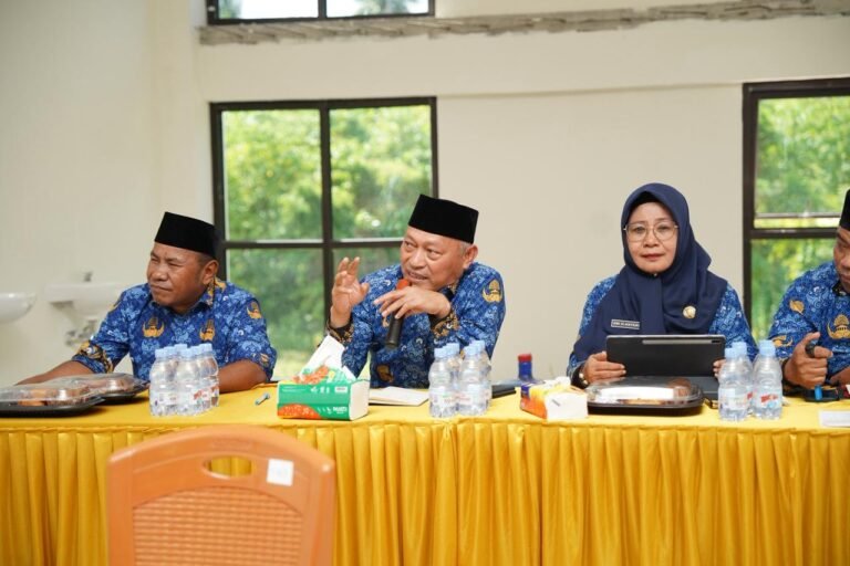 Serapan 99 Persen, Masalah Lama Tetap Membelit: Wagub Sarbin Sehe “Bedah” Disnakertrans Malut