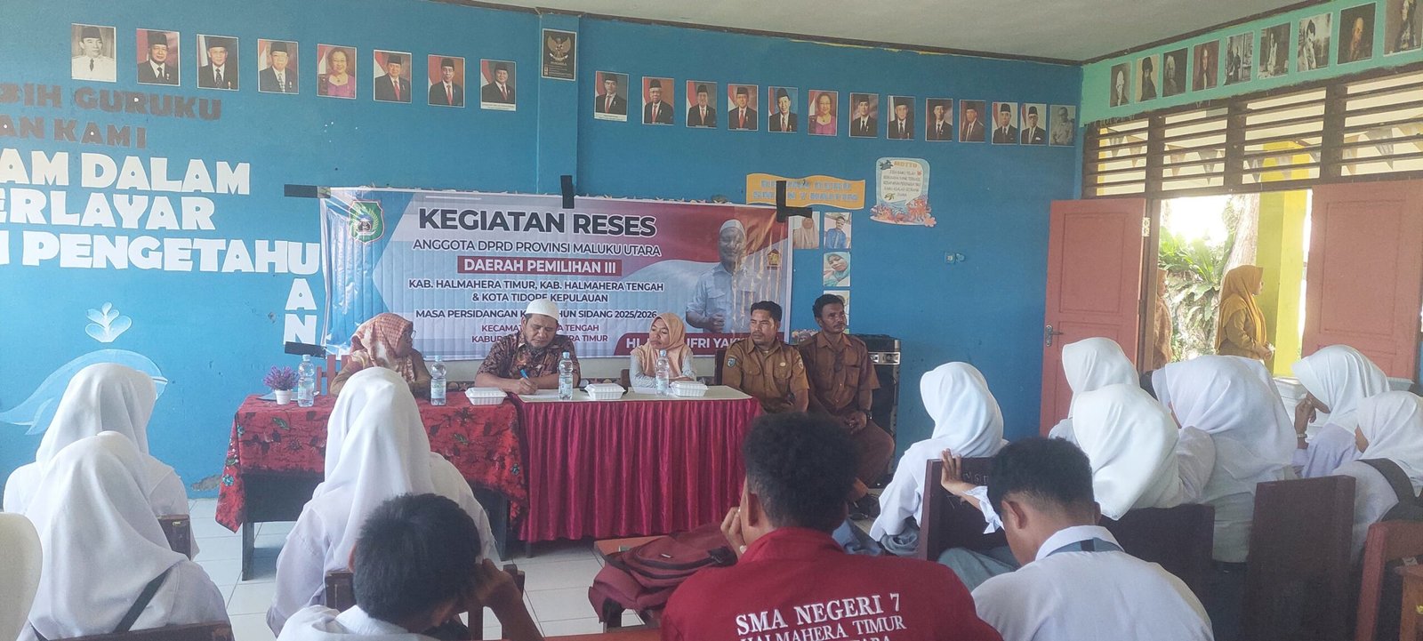 Djufri Yakuba Serap Aspirasi Guru SMA Negeri 7 Haltim Saat Reses di Desa Wayamli