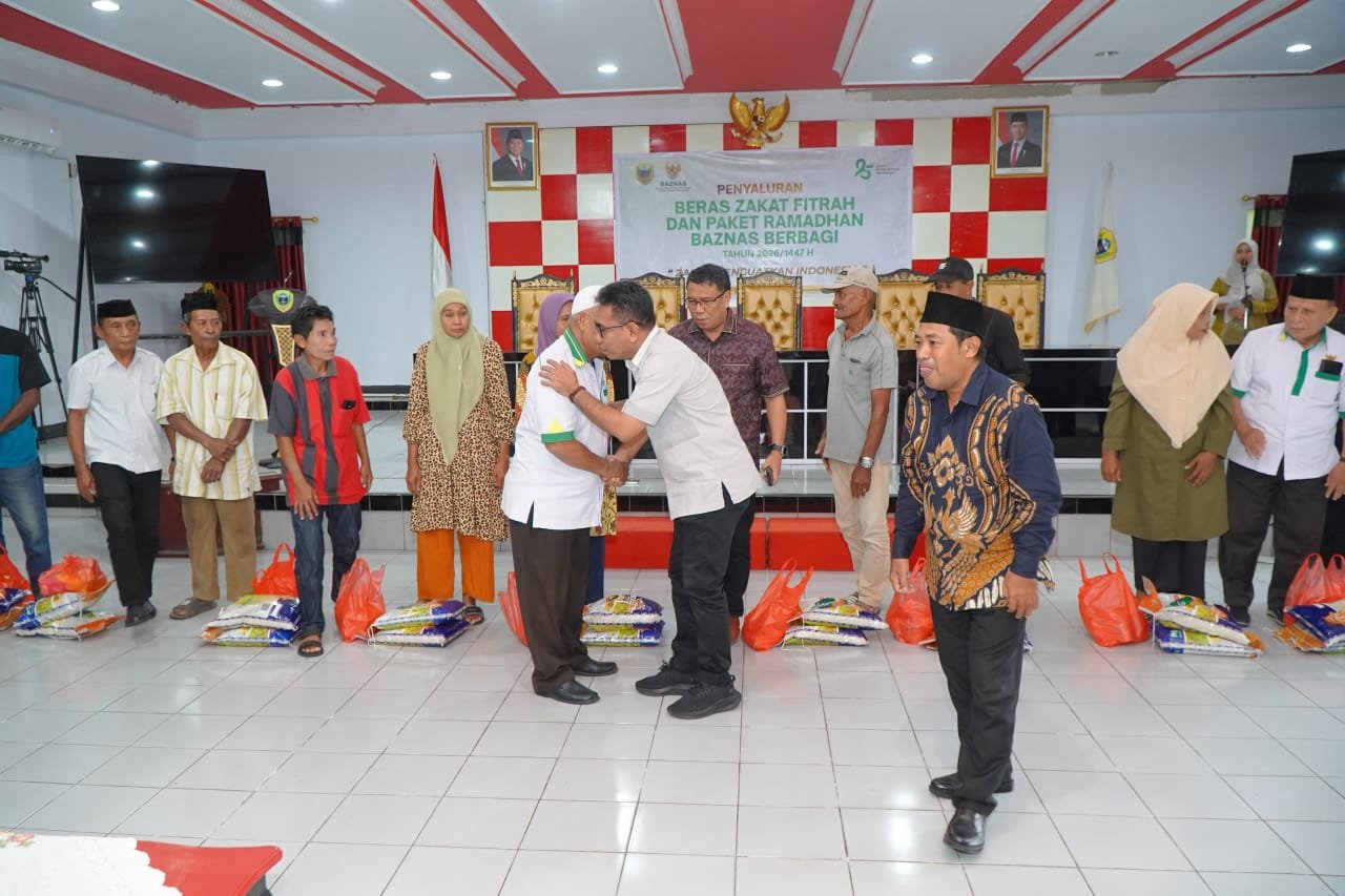 Pemkot Tidore Salurkan Beras Zakat Fitrah dan Paket Ramadhan Berbagi Bersama BAZNAS