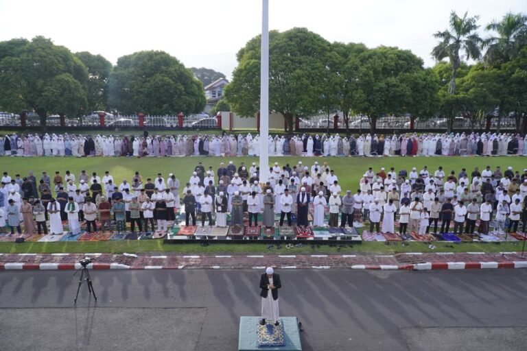 Sholat Ied 1447 H di Halaman Kantor Wali Kota Tidore Berjalan Lancar dan Khidmat