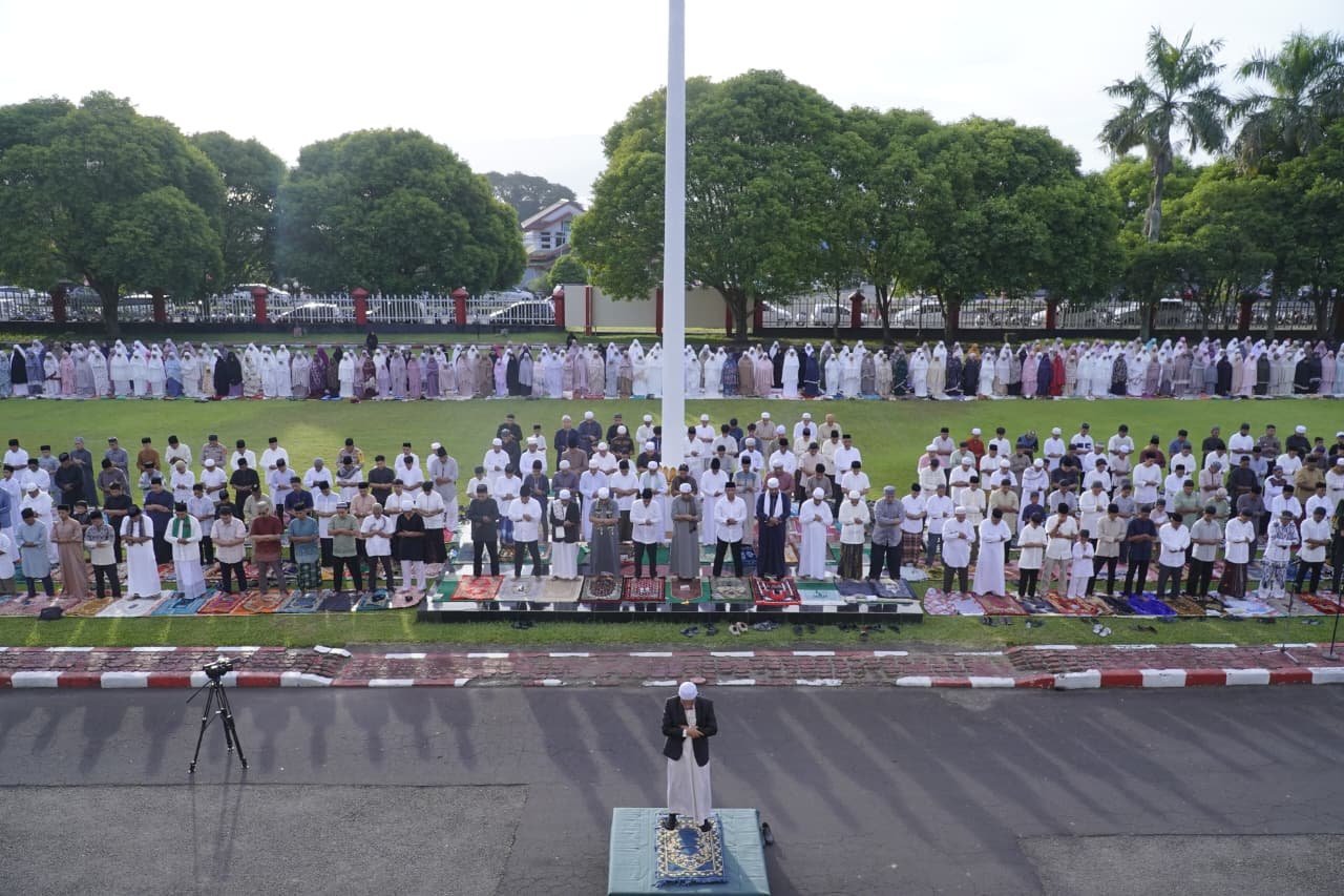 Sholat Ied 1447 H di Halaman Kantor Wali Kota Tidore Berjalan Lancar dan Khidmat