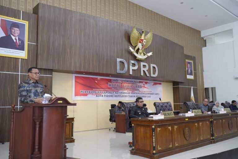 Secara Resmi Walikota Tidore Kepulauan Menyampaikan LKPJ Tahun 2025
