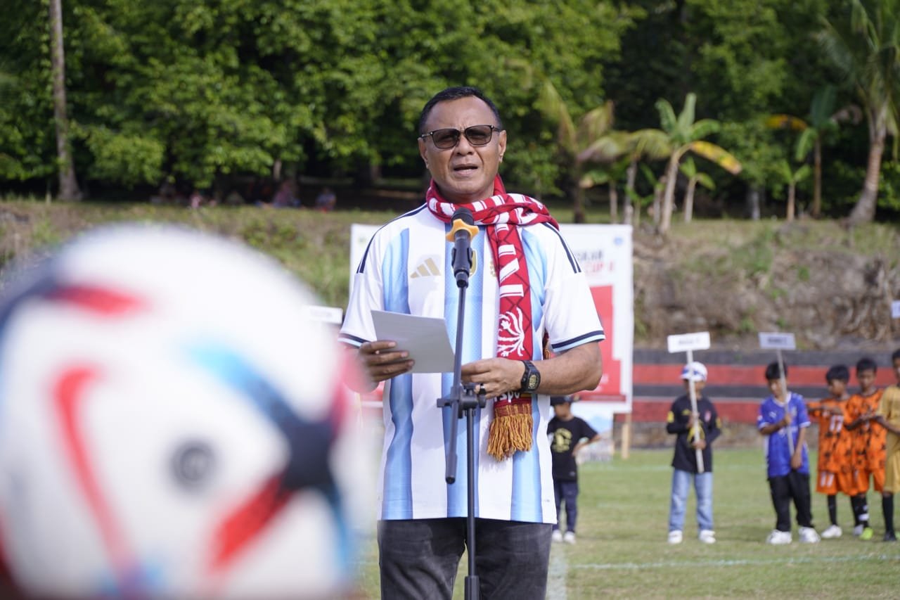 Wali Kota Tidore Kepulauan Membuka Secara Resmi Sumkusu Cup II