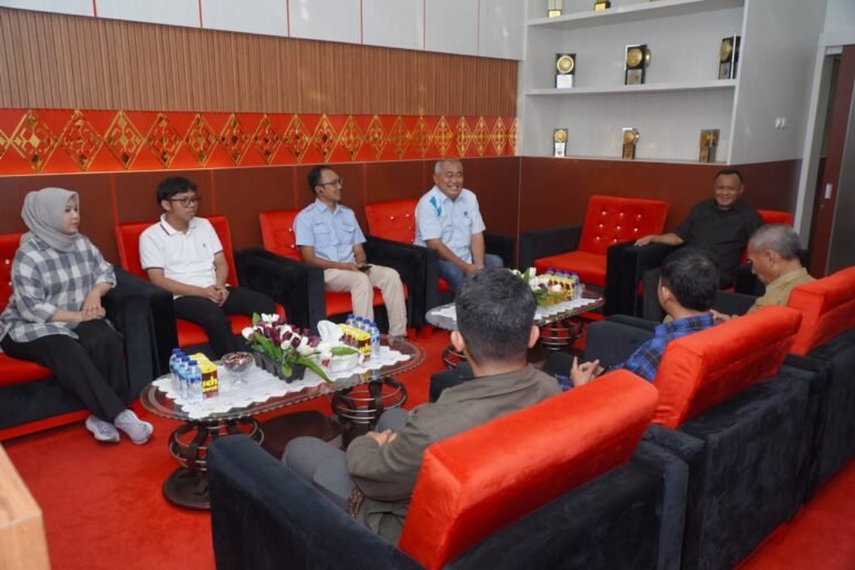 Rencana PLTU Membangun Lapangan Mini Soccer Mendapat Dukungan Dari Pemda Kota Tidore Kepulauan