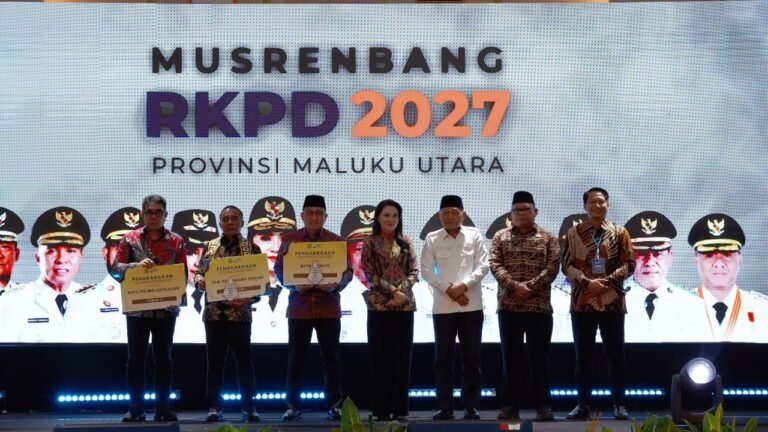 Ekonomi Malut Melonjak, Sherly Tjoanda Pilih Fokus Jalan Rusak dan Anak Putus Sekolah di Maluku Utara