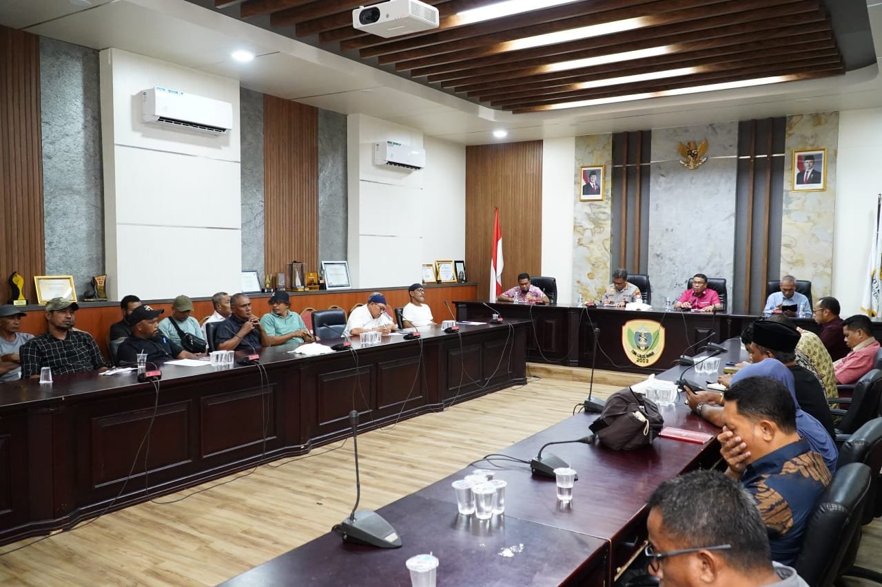 Pemda Tidore Gelar Pertemuan Lintas Sektor Guna Menyikapi Kenaikan Harga BBM