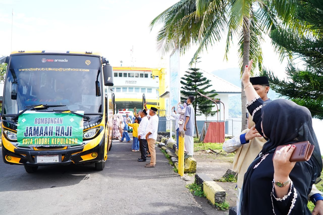 Pemda Tidore Kepulauan Menyambut Kedatangan 114 Jamaah Haji