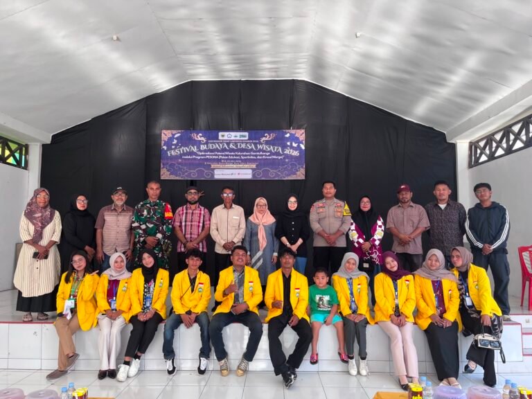 Bersama Pemuda Gamtufkange, Mahasiswa KKN Gelar Festival Budaya dan Desa Wisata