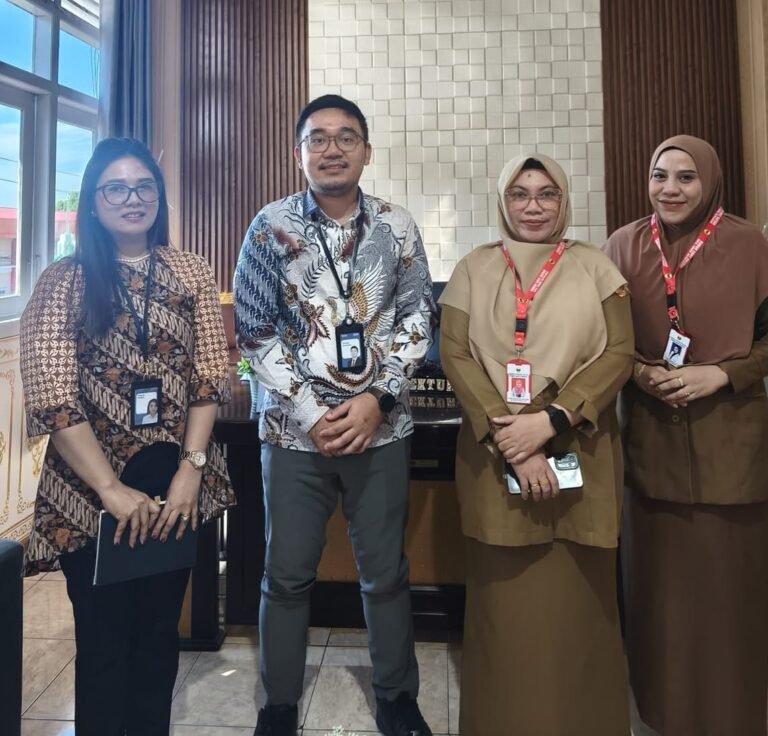 Mendukung Pelayanan Serta Pengelolaan Keuangan, RSD Terima Kunjungan Tim BRI Cabang Soasiu