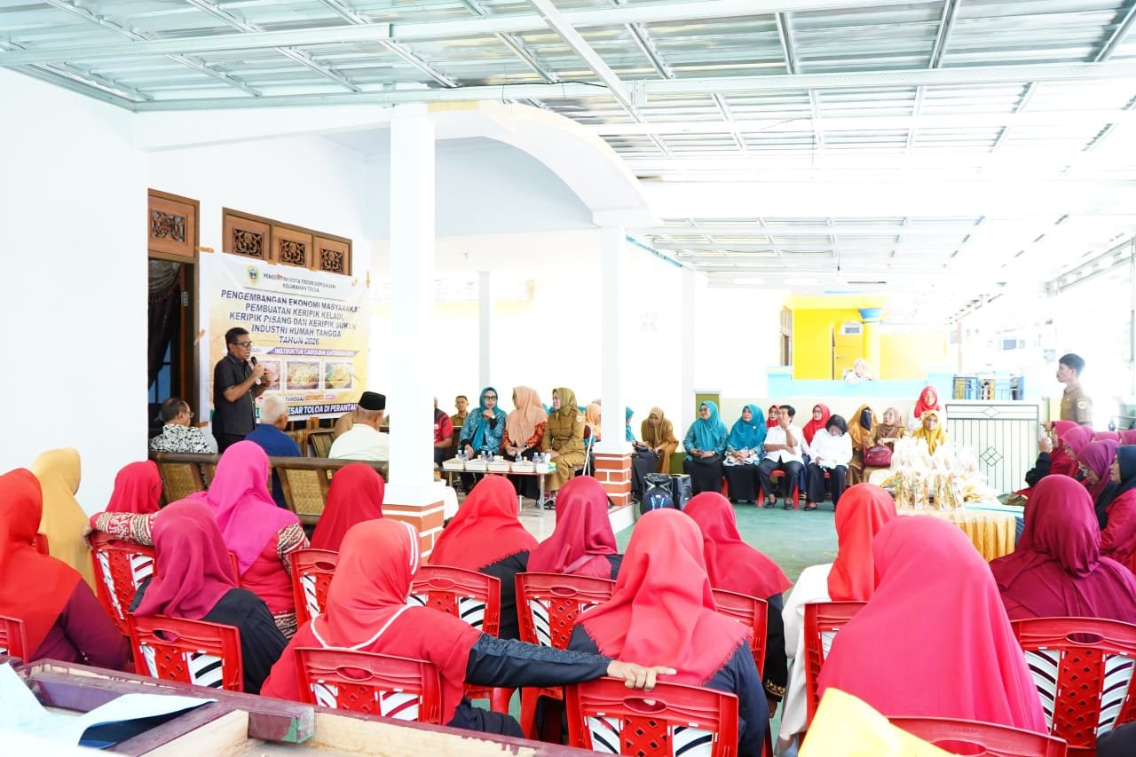 Gelar Pelatihan Pembuatan Keripik, Wawali Tidore Apresiasi UMKM Toloa Indah Berkembang