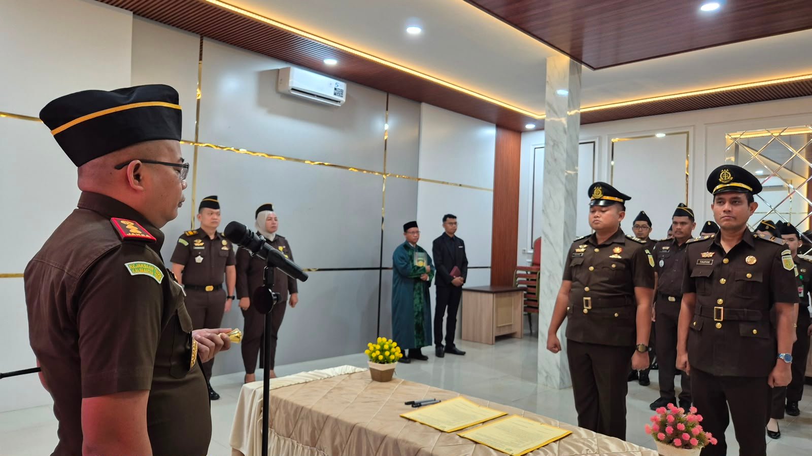 Kasi Pidsus dan Kasi Pidum Resmi Dilantik Kejari Tidore